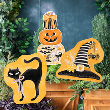 Load image into Gallery viewer, Halloween Stacked Pumpkin Yard Art