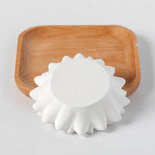 Load image into Gallery viewer, Plant Therapy - Passive Sunflower Essential Oil Diffuser
