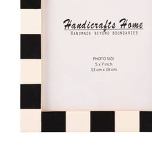 Load image into Gallery viewer, 5" x 7" Manhattan Diner | Handicrafts Home