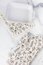 Load image into Gallery viewer, Oven Mitt & Pot Holder Set | Pressed Floral | Elyse Breanne Design