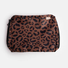 Load image into Gallery viewer, Packing Cubes Set of 3 | Caroline Gardner
