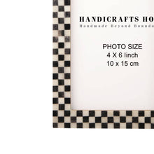 Load image into Gallery viewer, 4x6 Picture Frame Checkered Grey | Handicrafts Home