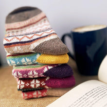 Load image into Gallery viewer, Beige| Eisley Retro Socks | Daisy Dunes