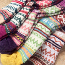 Load image into Gallery viewer, Coral | Eisley Retro Socks | Daisy Dunes