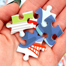 Load image into Gallery viewer, Greetings from the USA - 500 Piece Jigsaw Puzzle | Pippi Post

