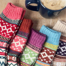 Load image into Gallery viewer, Beige| Eisley Retro Socks | Daisy Dunes
