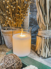 Load image into Gallery viewer, Clear Glass Cylinder Moving Flame LED Candle 3x4in
