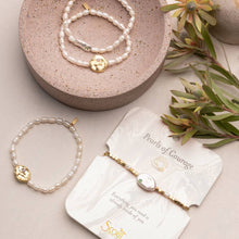 Load image into Gallery viewer, Pearl Affirmation Bracelet - Love/Gold |Scout Curated Wears
