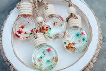 Load image into Gallery viewer, Scented By Elle - Bahama Mama Car Diffuser
