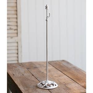 Wreath Holder Extendable Wreath