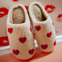 Load image into Gallery viewer, Heart Slippers: L/XL
