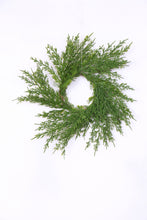 Load image into Gallery viewer, Evergreen Cedar 4.5in Candle Ring
