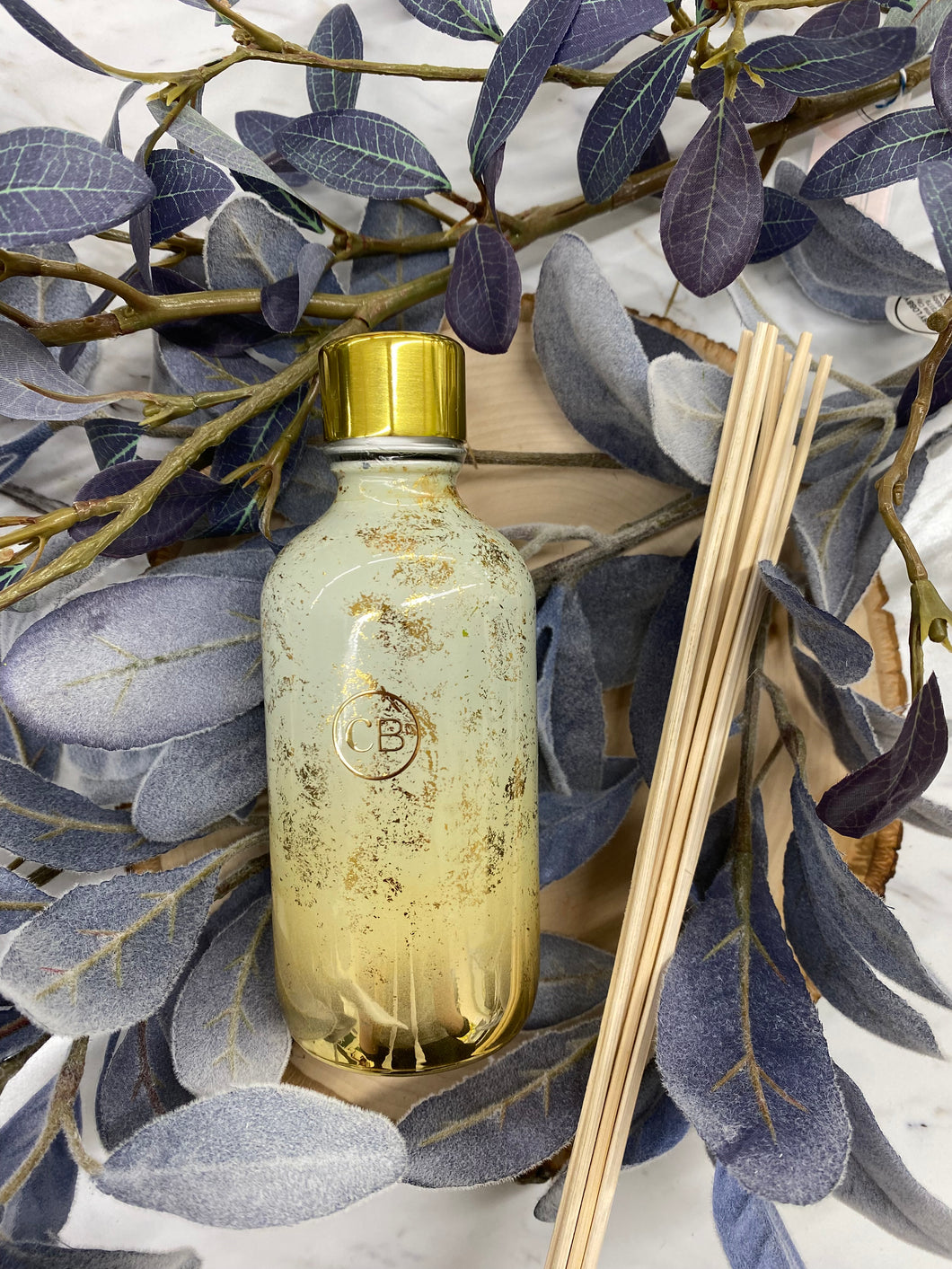 Capri Blue 8 fl oz Glimmer Reed Diffuser Volcano