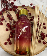 Load image into Gallery viewer, Capri Blue | 8 fl oz Reed Diffuser in Glimmer | Tinsel &amp; Spice
